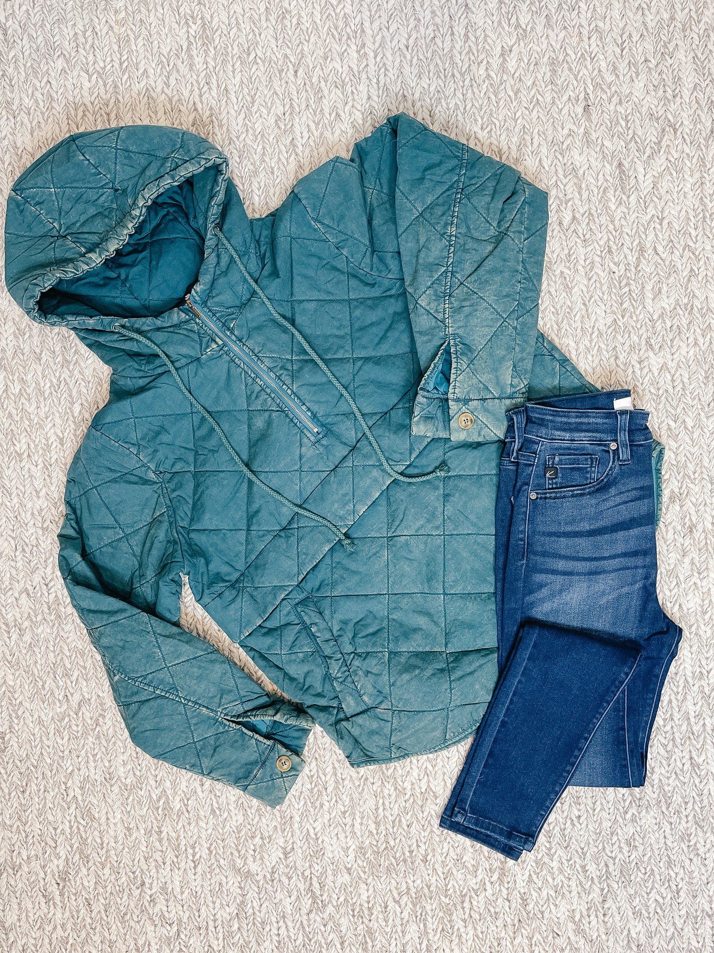 Your Everyday Quilted Pullover -Teal